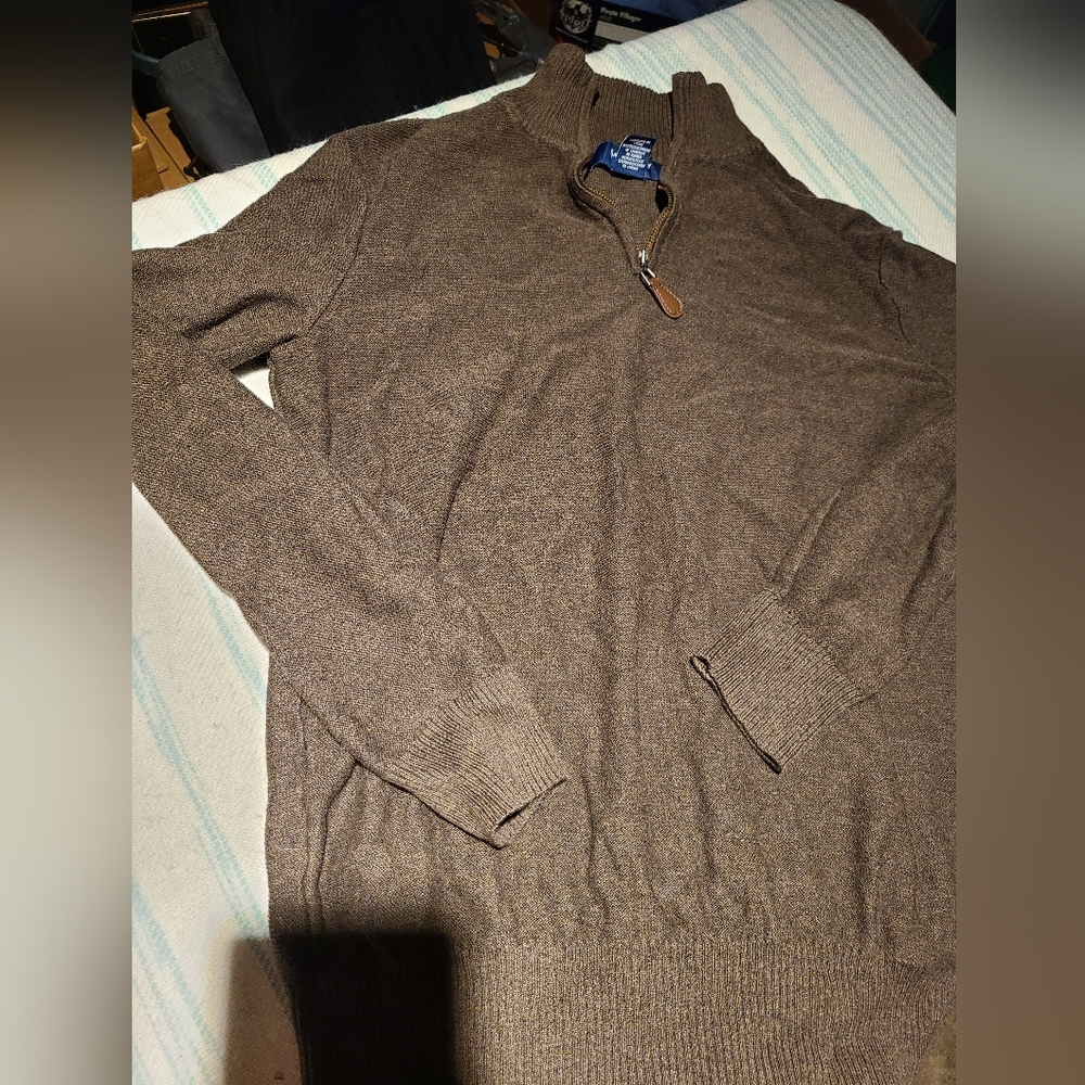 Men's small brown quarter zip up sweater